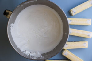 Easy Faux Swiss Meringue Buttercream For Cake Decorating - My Blog